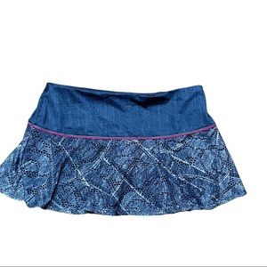 Lucky In Love Womans Tennis Pickleball Skirt Skort Size L 12 Stone wash EUC